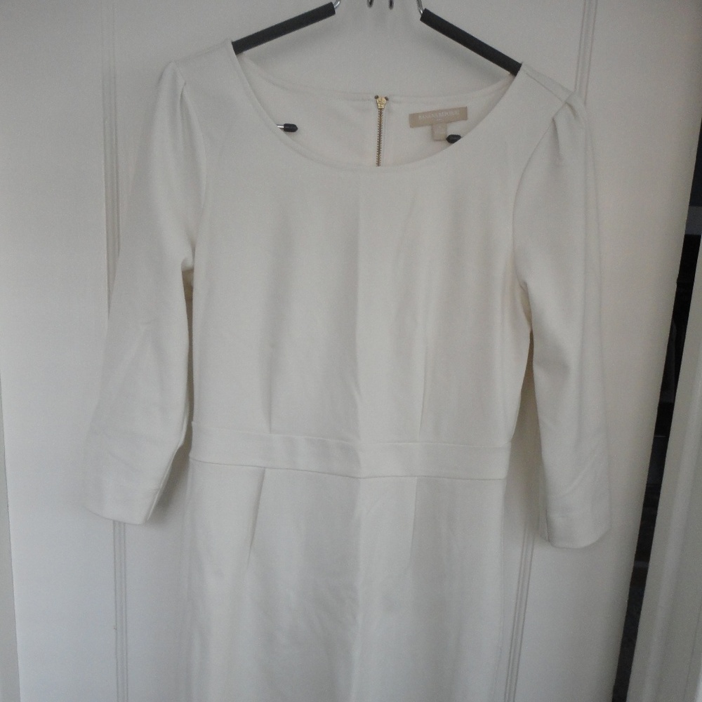Cream long-sleeved Banana Republic dress